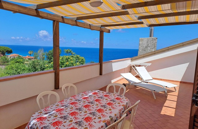 Michelino Terrace 1 - Parghelia