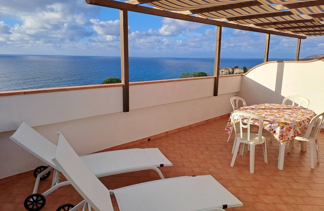 Michelino Terrace 2 - Parghelia