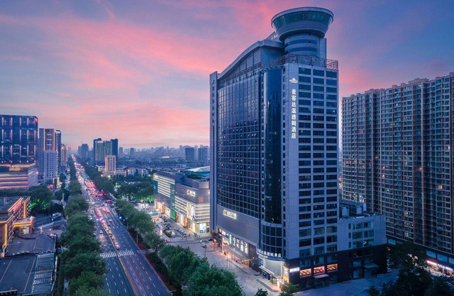 Microtel By Wyndham Handan New Century