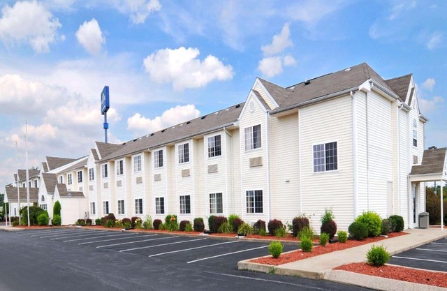 Microtel Inn and Suites Clarksville