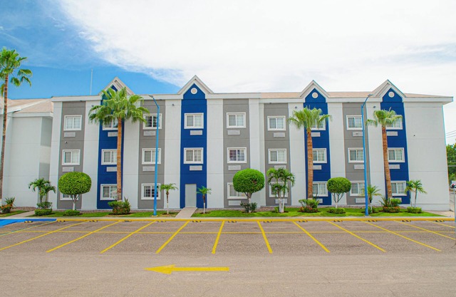Microtel Inn & Suites by Wyndham Culiacan