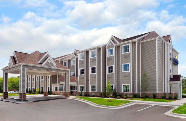 Microtel Inn & Suites by Wyndham Marietta