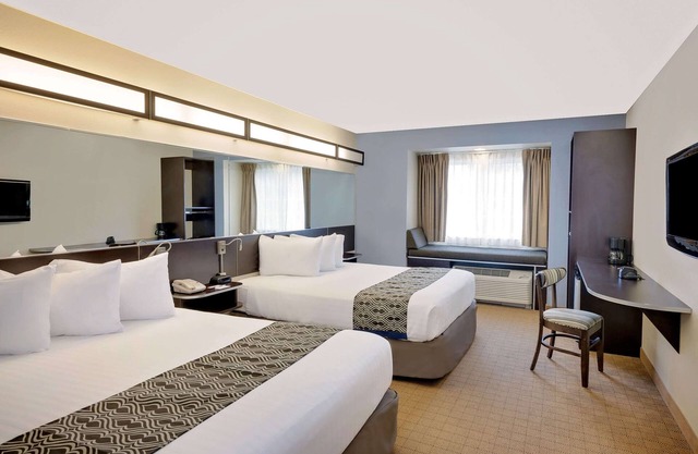 Microtel Inn & Suites by Wyndham Geneva