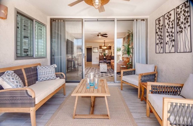 Mid-Century Maya I Old Town Scottsdale