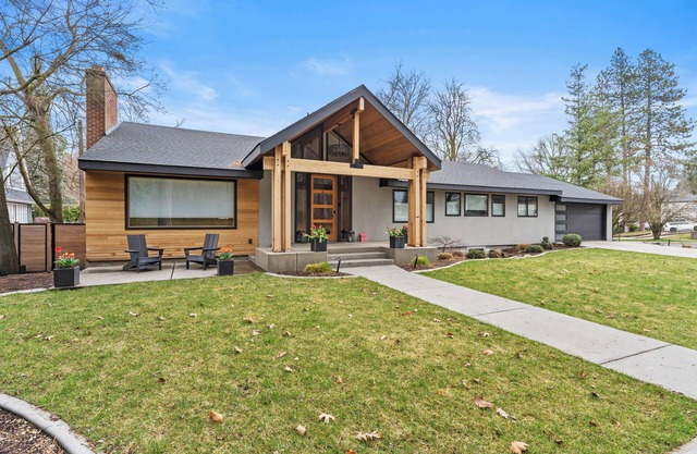 Mid Century Modern on the Park!