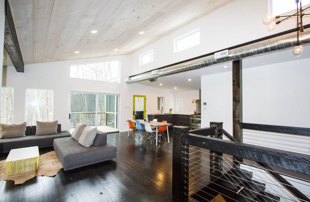 Mitte des Jahrhunderts moderne Ranch in Catskills nahe Fluss