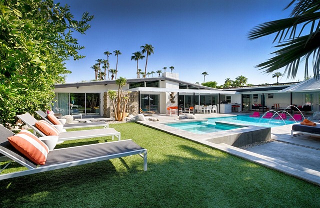 Luxus-Mid-Century Modern Estate-Pool / Spa, Outdoor-Unterhaltung, hundefreundlich!