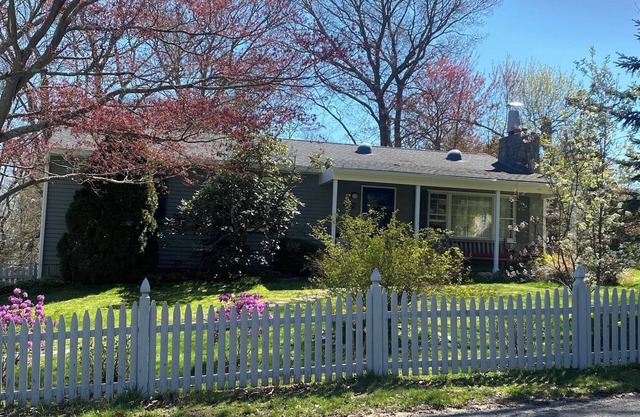 NEUES ANGEBOT ♥ Guilford Shoreline Cottage; Birder's Paradise