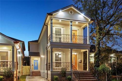 Mid-city 3-br Apt Near Superdome
