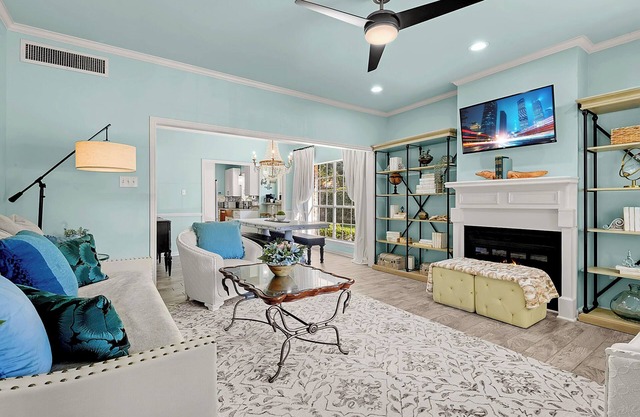 Mid-City Home|Chef's Kitchen|Bowlers Special!
