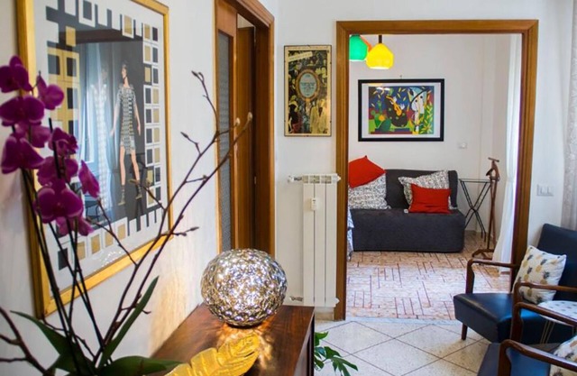 Mid House - Design Holiday Home