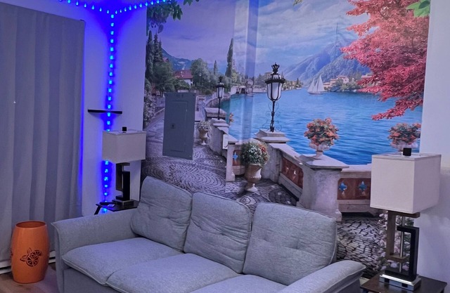 Mid term Downtown Apartment