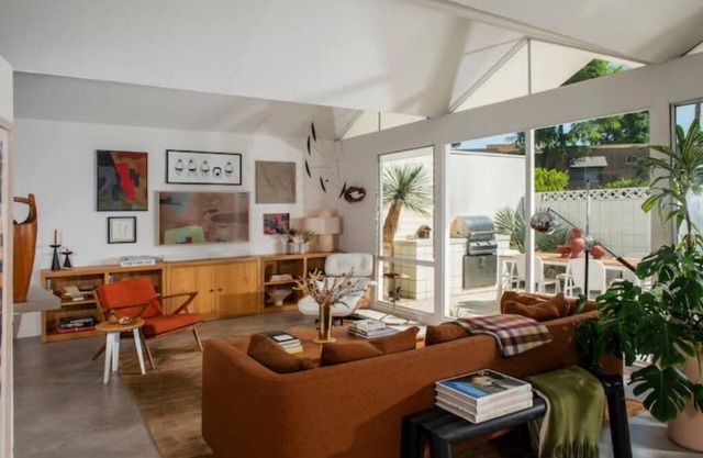 Midcentury Perfection in Palm Springs