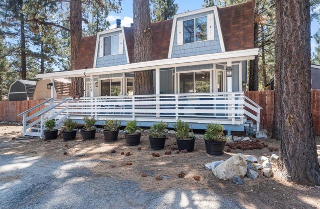 Middle Bear Chalet -Perfect getaway for a weekend in the mountains!