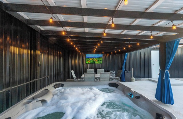 Midland's Most Private Tiny Cottage