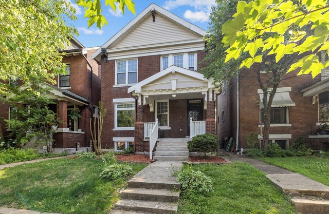 Midterm Rental* 1 Mi from Wash U* Pet Friendly