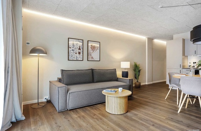 Midtown Residence Sum