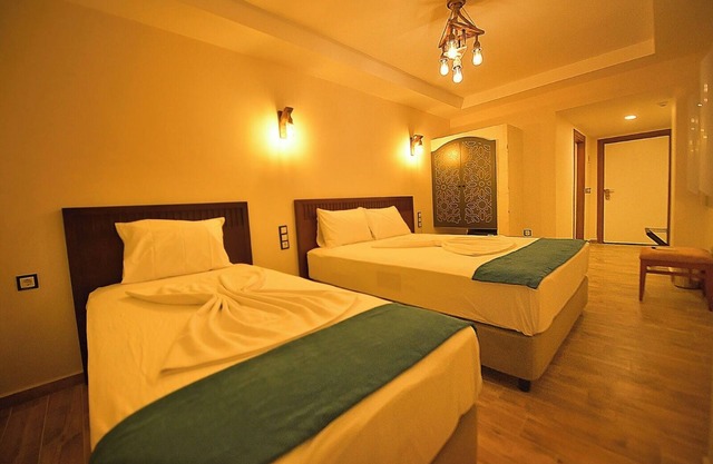 Midyat Ladinos Otel