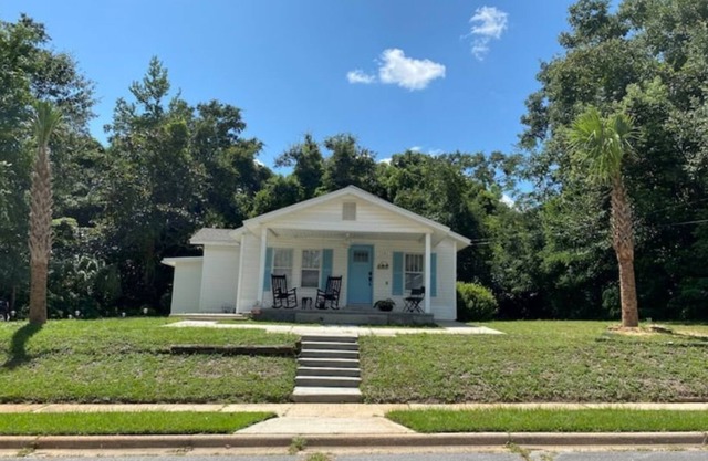 Mil House in Downtown Milton!