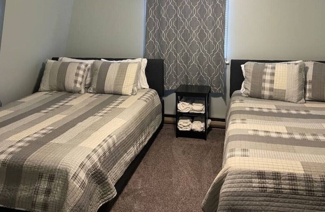 Mill House Market Suite B