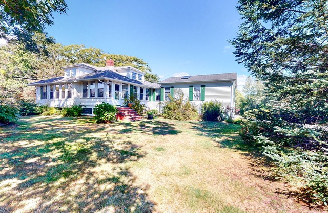 Mill Pond Cottage w/ Kayaks & Boat Launch Access