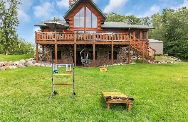 Lodge on Mille Lacs Lake, Hot tub-Game Room-Fire pit-Movie Theatre-Lake Access