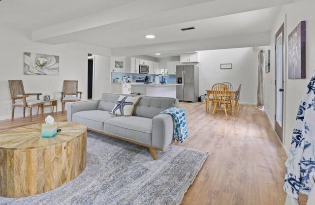 Millersport: Luxury on Lakeside