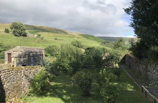 Miner's cottage in stunning Swaledale. No TV, internet or mobile phone signal.