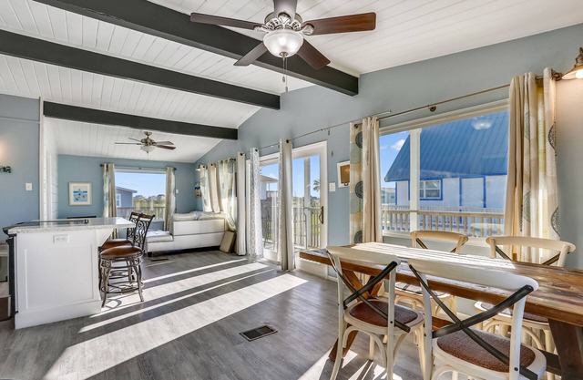 Mini Gem | Pet Friendly, Quaint Home!