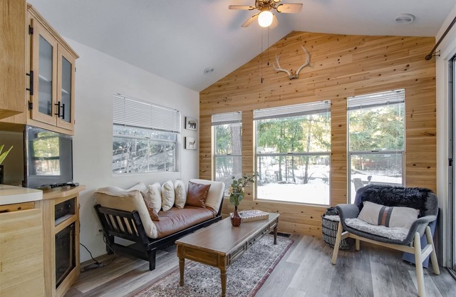 Minimalist Hideaway | 1 Bed, 1 Bath
