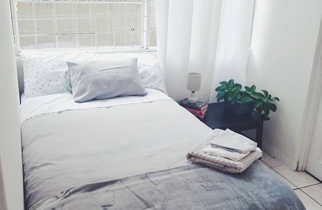 Minimalistisches Zimmer SAN JOSE + WALK to DOWNTOWN
