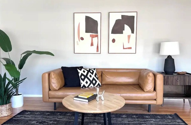 Minneapolis / Edina Duplex - Entire home in Edina, Minnesota, United States