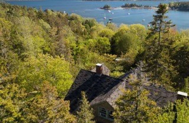 Mint Renovated 6-Bedroom 1920 Gem In The Heart Of Acadia