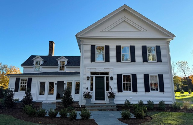 Mint restored historic Simsbury 4BR estate; optional 1BR apt; all new amenities