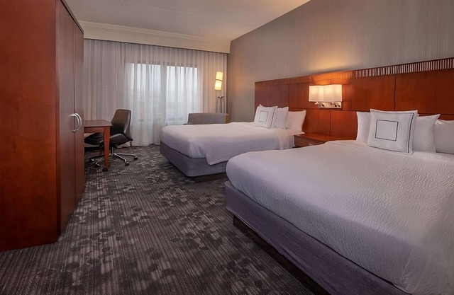 Minutes Away from Newark Reservoir! Pets Allowed, FREE Parking, Indoor Pool!