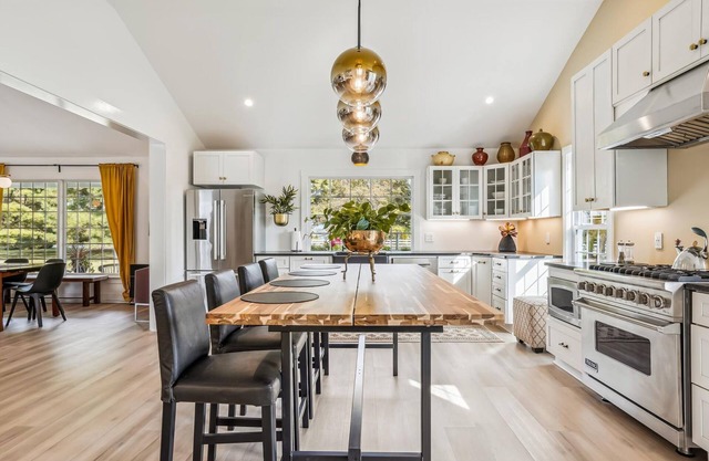 Minutes from Downtown St. Michaels | Pool | Hot Tub | Pickle Ball Court