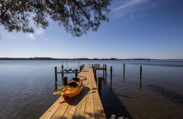 Minutes from Downtown Easton and St. Michaels | Hot Tub | Private Dock | Kayaks