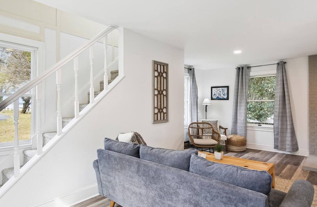 Minutes from Downtown Cambridge | Private Dock | Kayaks | Bikes