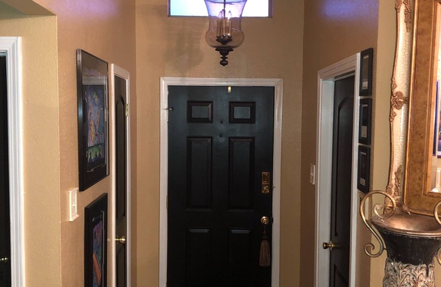Minuten zum French Quarter und Downtown 3 Bdrm $ 275 pro Nacht.