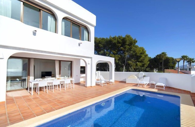 Mirador de Les Bassetes by Interhome