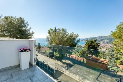 Miramare LUX Sea View Apartments