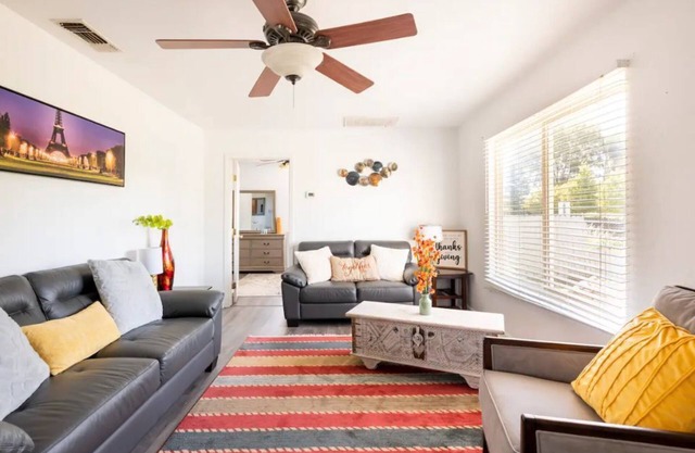 Misha’s HunnCottage