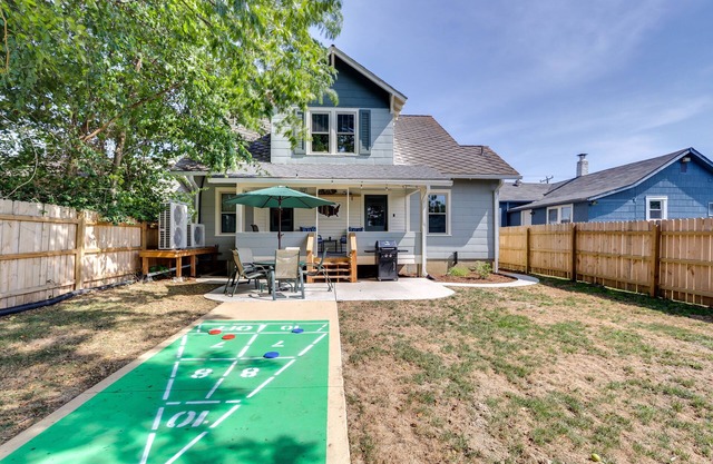 Missouri Retreat w/ Deck, Grill & Shuffleboard!