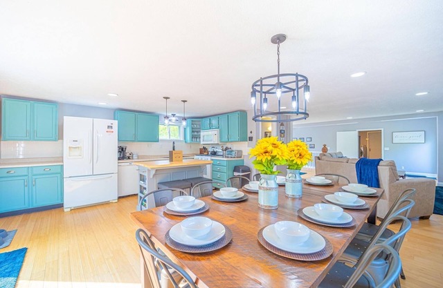 North Retreat Oasis -Hot Tub, Dogs Welcome by Boyne & Schuss Ski Resorts