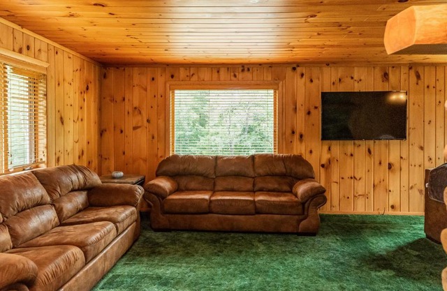 Mitten Lake Retreat