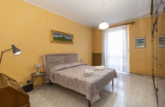 MM Massaua Apartment - w/ two Balconies