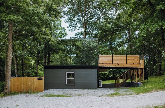 Mo-ööd House Glamping/ Floating
