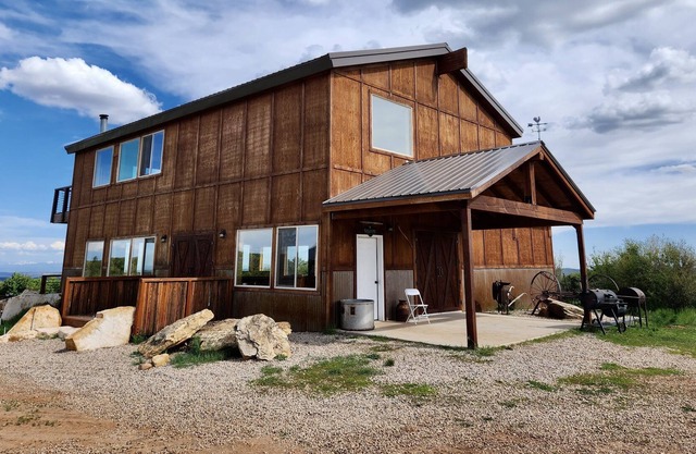 Moab/La Sal Event Center for Weddings, Events, Reunions and More