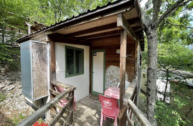 Mobilheim in der Toskana mit Garten