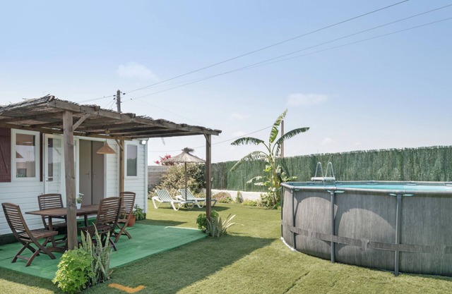 Mobilheim 'Isabella' mit privatem Pool, privater Terrasse und privatem Garten